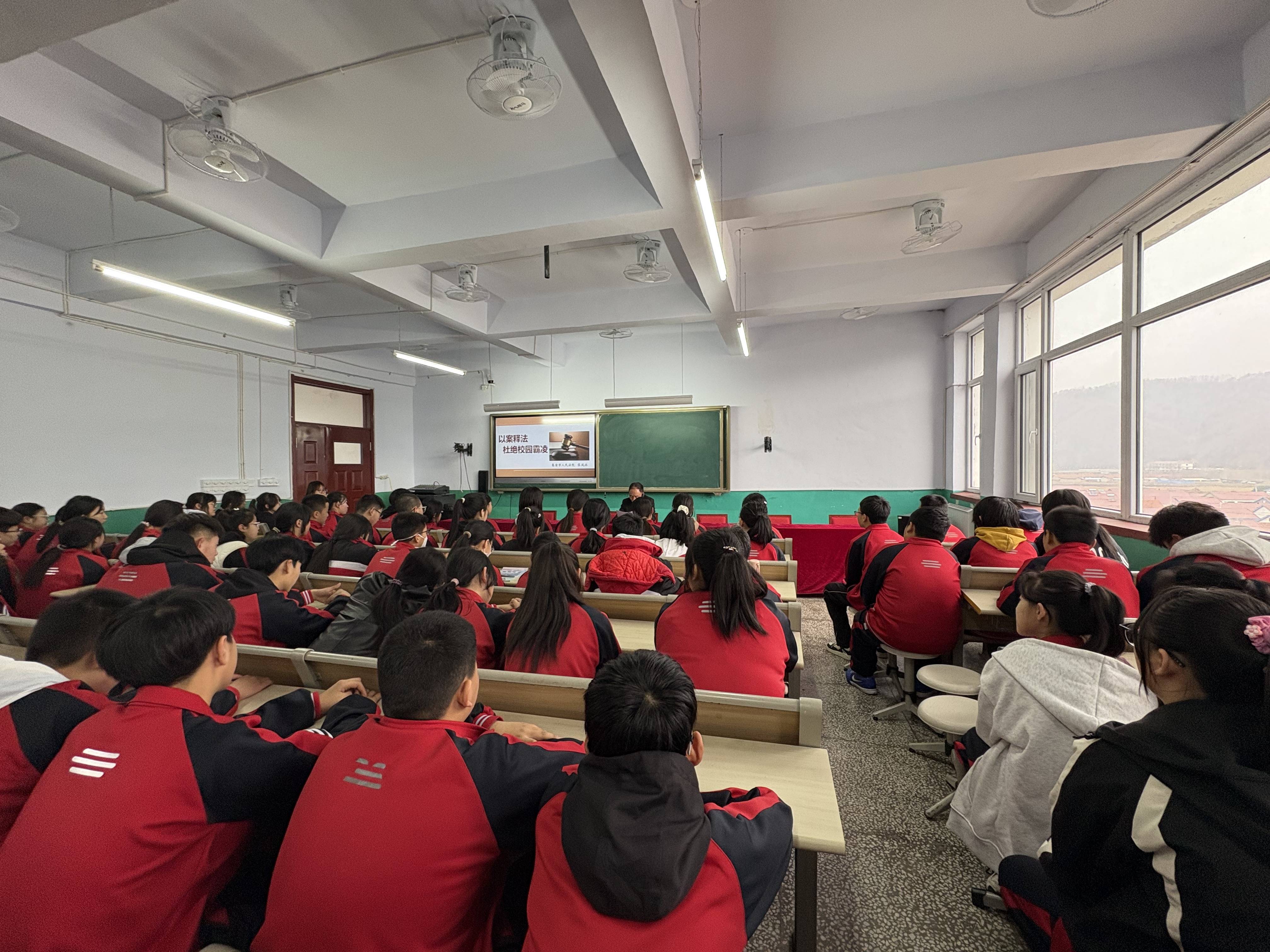 吉林省集安市：普法宣传进校园